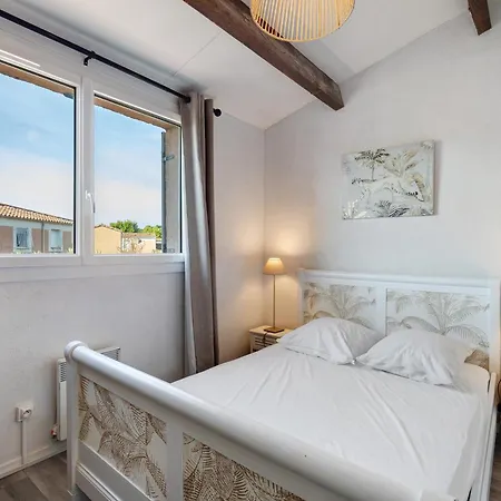 Ferienhaus Maison Jacuzzi Proche Tennis Camp
