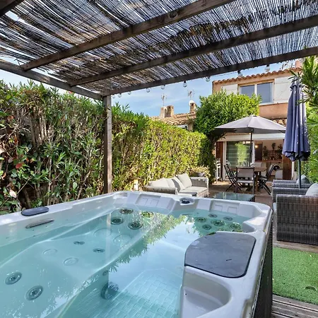 Maison Jacuzzi Proche Tennis Camp Ferienhaus Agde