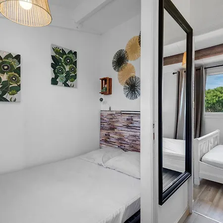 Ferienhaus Maison Jacuzzi Proche Tennis Camp Agde